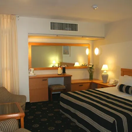 The Seasons Hotel -Studio & Suite-3