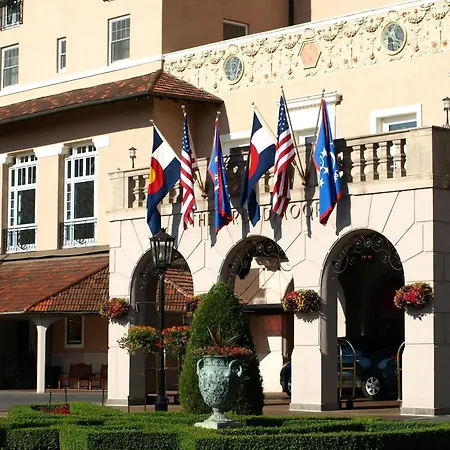 The Broadmoor-3