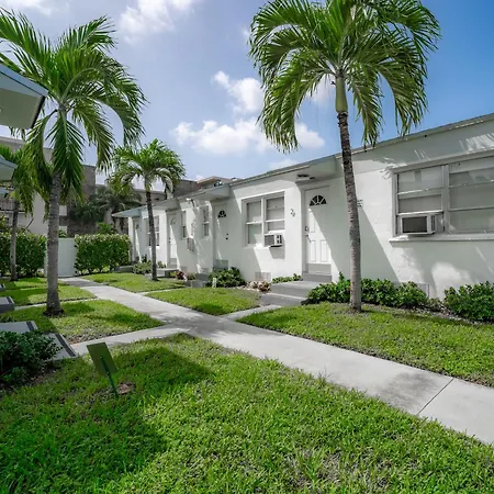 Praia Hotel Hollywood-2