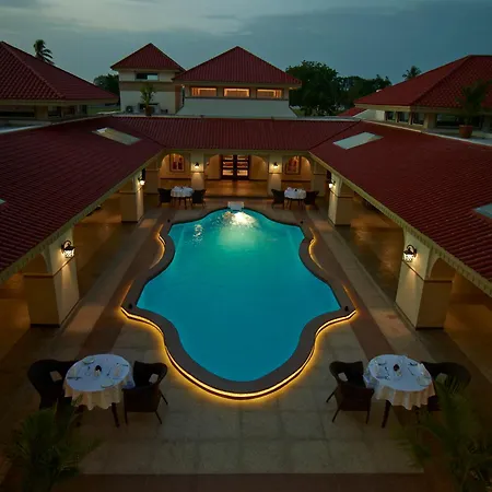 Neonz Resort & Club-3