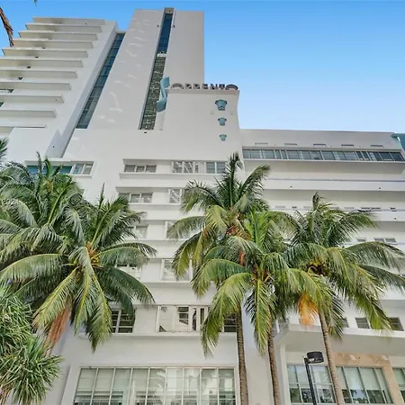 Fontainebleau Miami Beach-3