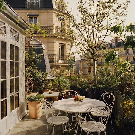 Chateau Voltaire-3