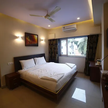 Hotel Skml Grand-3