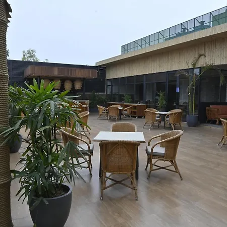Zone Connect By The Park Saket New Delhi-3
