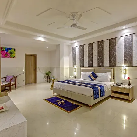 Hotel Avantika-2