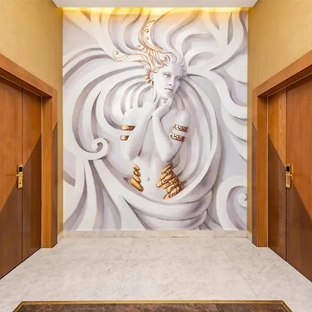 Elite Luxury Suite & Spa-3