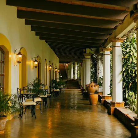 Hotel Hacienda Los Laureles-2