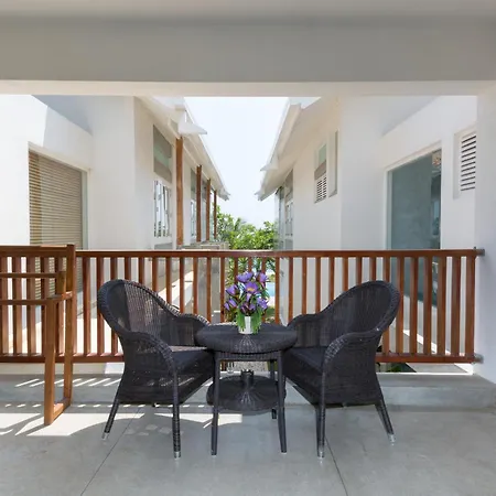Sri Sharavi Beach Villas & Spa - With 43 Metre Saltwater Infinity Pool-3