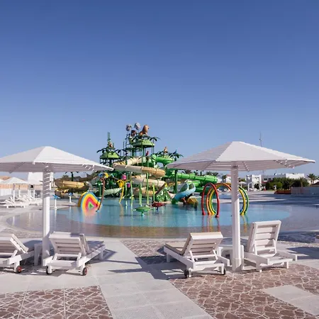 Sirena Beach Resort & Spa-3