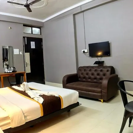 Holidayy Inn-3