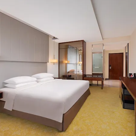 Renaissance Ahmedabad Hotel-3