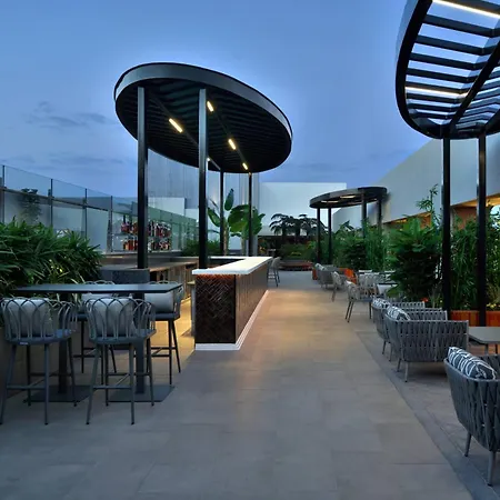 Courtyard By Marriott Nashik-2