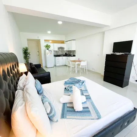 Ducassi Suites Studios Vacation Hotel - Bavaro Beach Club - Wifi - Parking-2