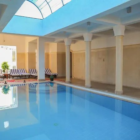 Tamra Beach Resort-3