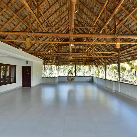 B'Canti Boutique Beach Resort-3