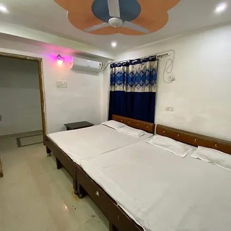 New Hotel Yatri Niwas-3