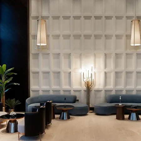 Serenity Queen Hotel-2
