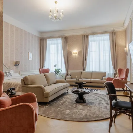 Hotel Unicus Palace Old Town - Destigo Hotels-3