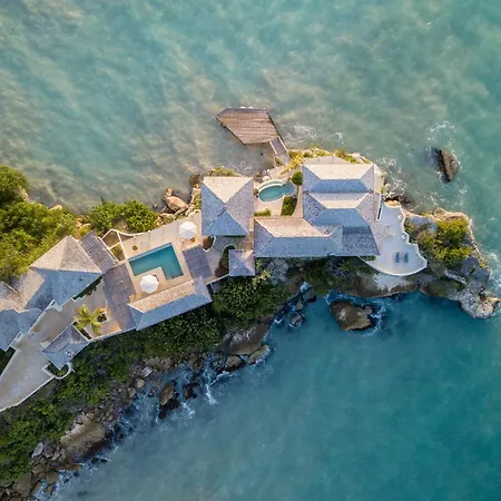 Blue Waters Resort And Spa-3