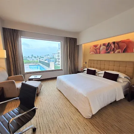 Four Points By Sheraton Hotel And Serviced Apartments Pune-3