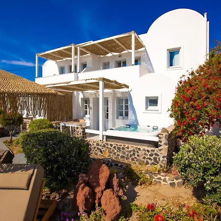 Phaos Santorini Suites-3