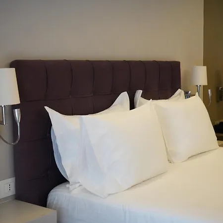 Bougainville Bay Hotel-2