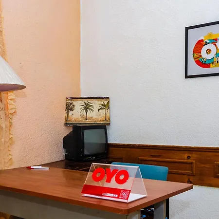 Oyo Hotel Miramar, Loreto-2