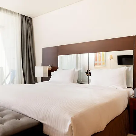 Coral Beach Hotel And Resort Beirut-3