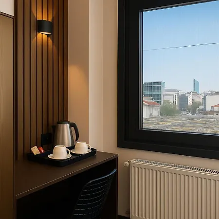 Black Art Otel-3