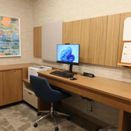 Hilton Garden Inn Lakewood-3