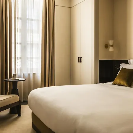 Mondovi Luxury Suites-3
