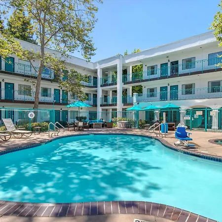 Quality Suites Downtown San Luis Obispo-2