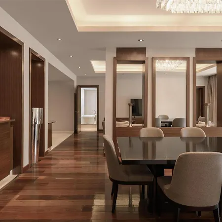 Dusit Thani Lakeview Cairo-3