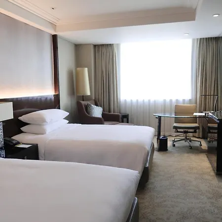 Renaissance Shanghai Pudong Hotel-3