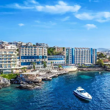 Charisma De Luxe Hotel-3
