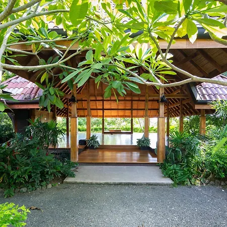Bodhi Tree Yoga Resort-3