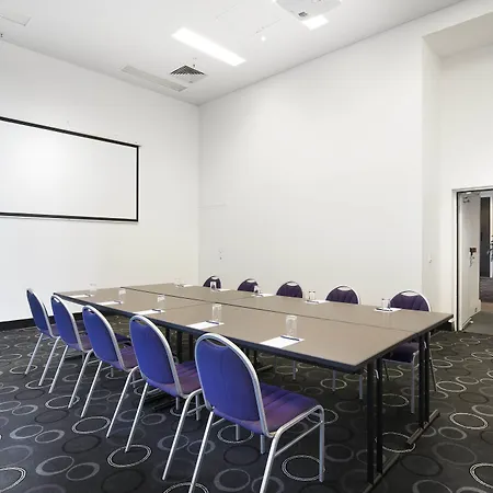 Amora Hotel Brisbane-2