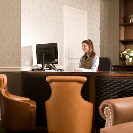 Hotel Du Vin Cannizaro House Wimbledon-3