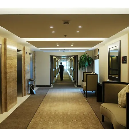 Swissotel Jeddah Al Hamra-2