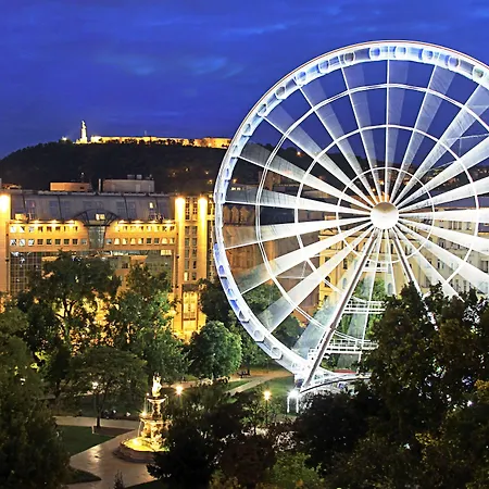 Kempinski Hotel Corvinus Budapest-3