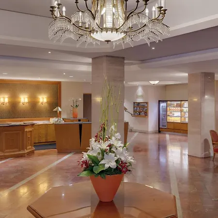 Bilderberg Bellevue Hotel Dresden-3