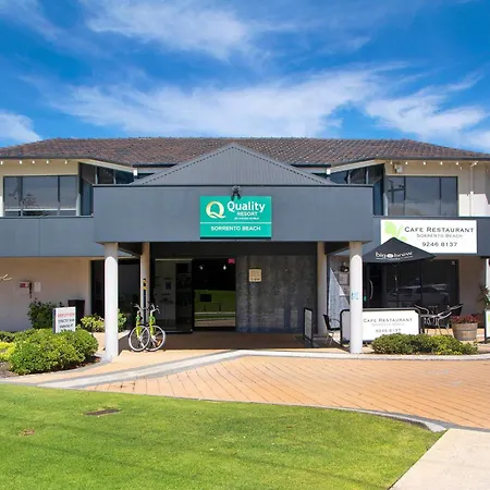 Quality Resort Sorrento Beach-3
