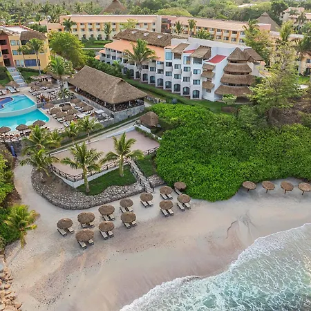 Family Selection At Grand Palladium Vallarta Resort & Spa-2