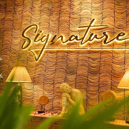 The Signature Hotel Nha Trang-2