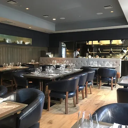 Hotel Arts Kensington-3