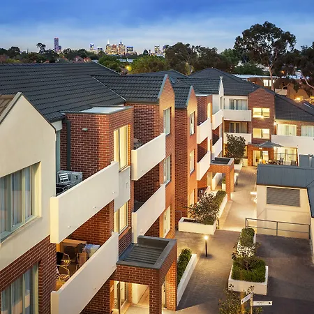 Mainstay Suites Kew-2