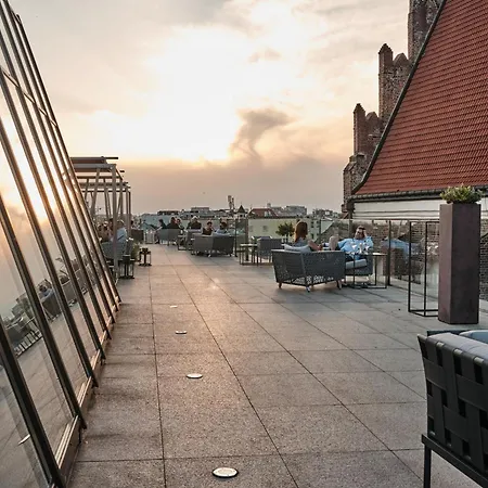 Hotel Monopol-2