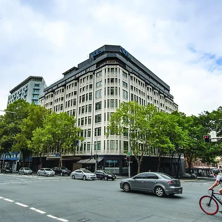 Vibe Hotel Sydney-2