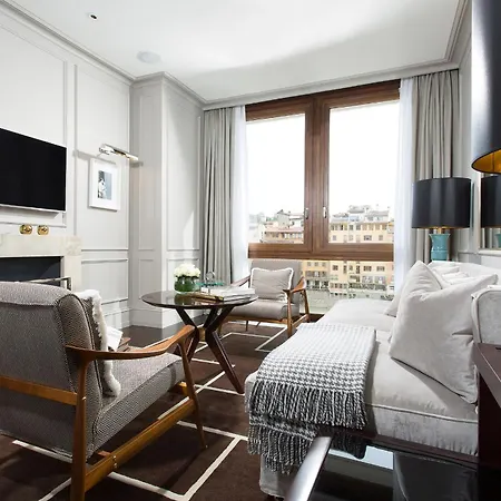 Portrait Firenze - Lungarno Collection-3