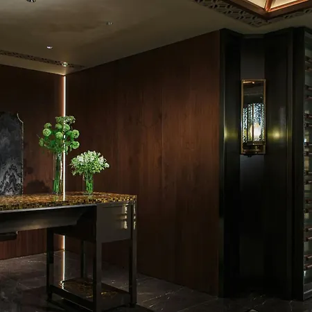 Renaissance Hong Kong Harbour View Hotel-2